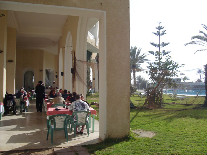 Madhia_0208