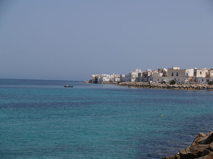 Madhia_0809